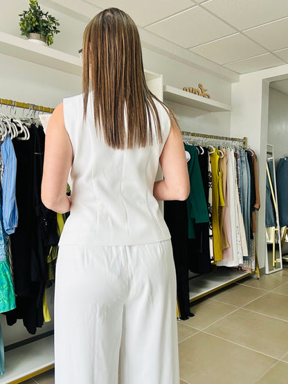 White  Gold Buttons Set  by Gracia