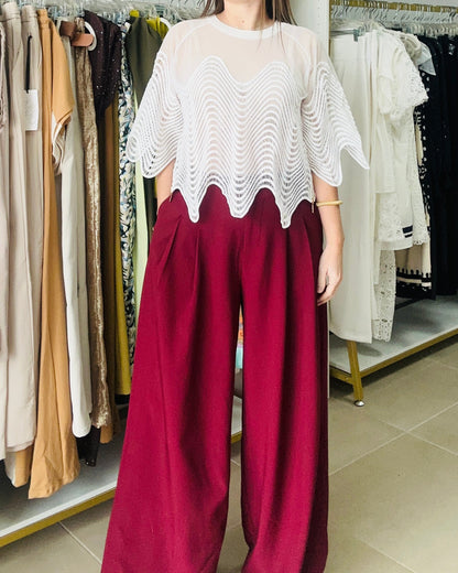 WHITE WAVED SHEER TOP