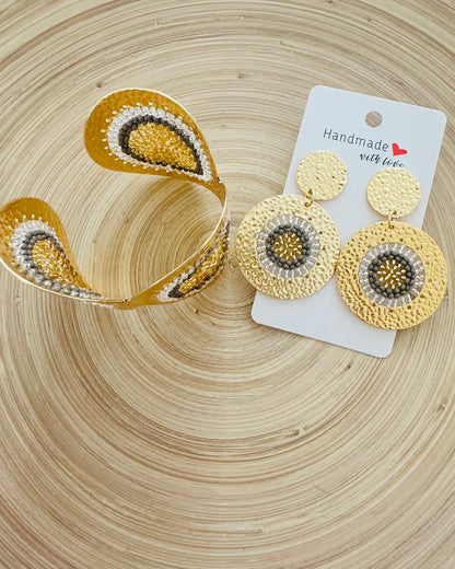Gray/White Circle Beaded Cuff +Earrings Set