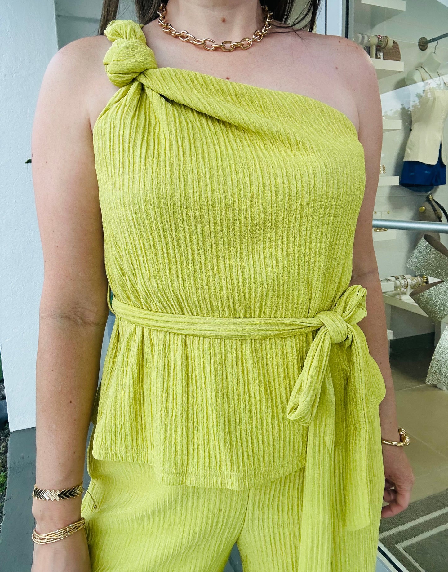 Green texture one shoulder Set