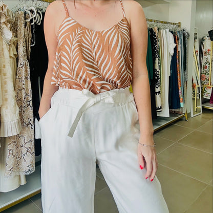 Camel/White Leaf Top