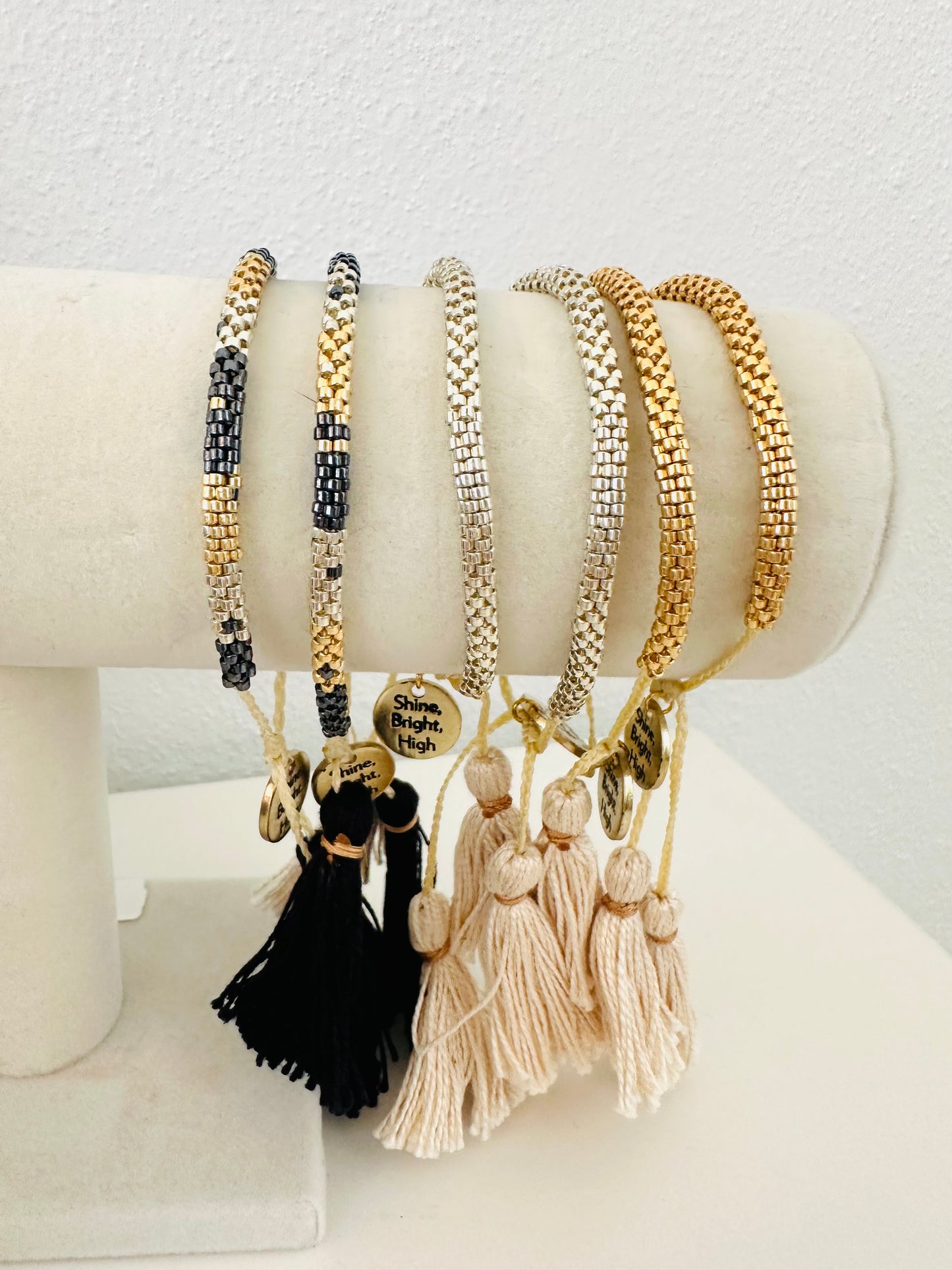 Fiammata - Pompones  Bracelet