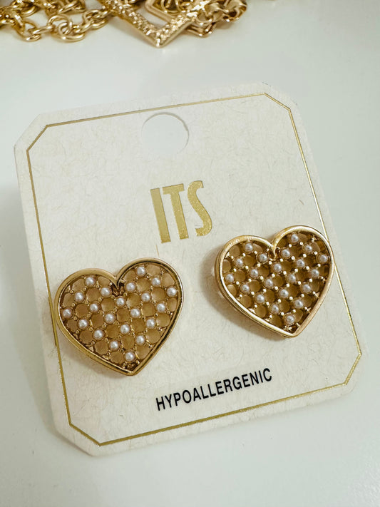 Pearl quilt Heart Stud Earrings
