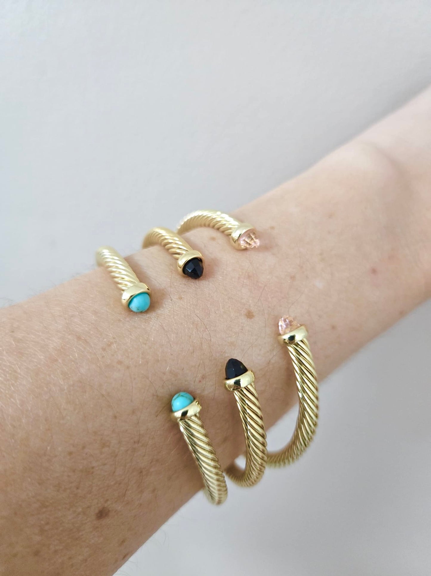 Color Stone Twisted Bagles