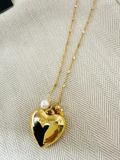 Antura Heart Necklace