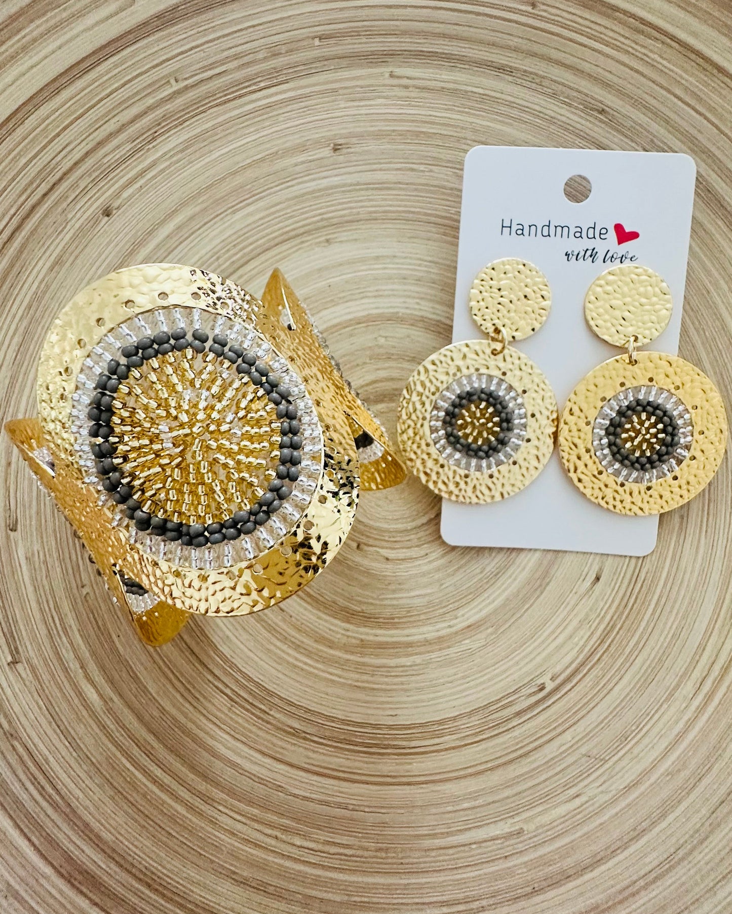 Gray/White Circle Beaded Cuff +Earrings Set