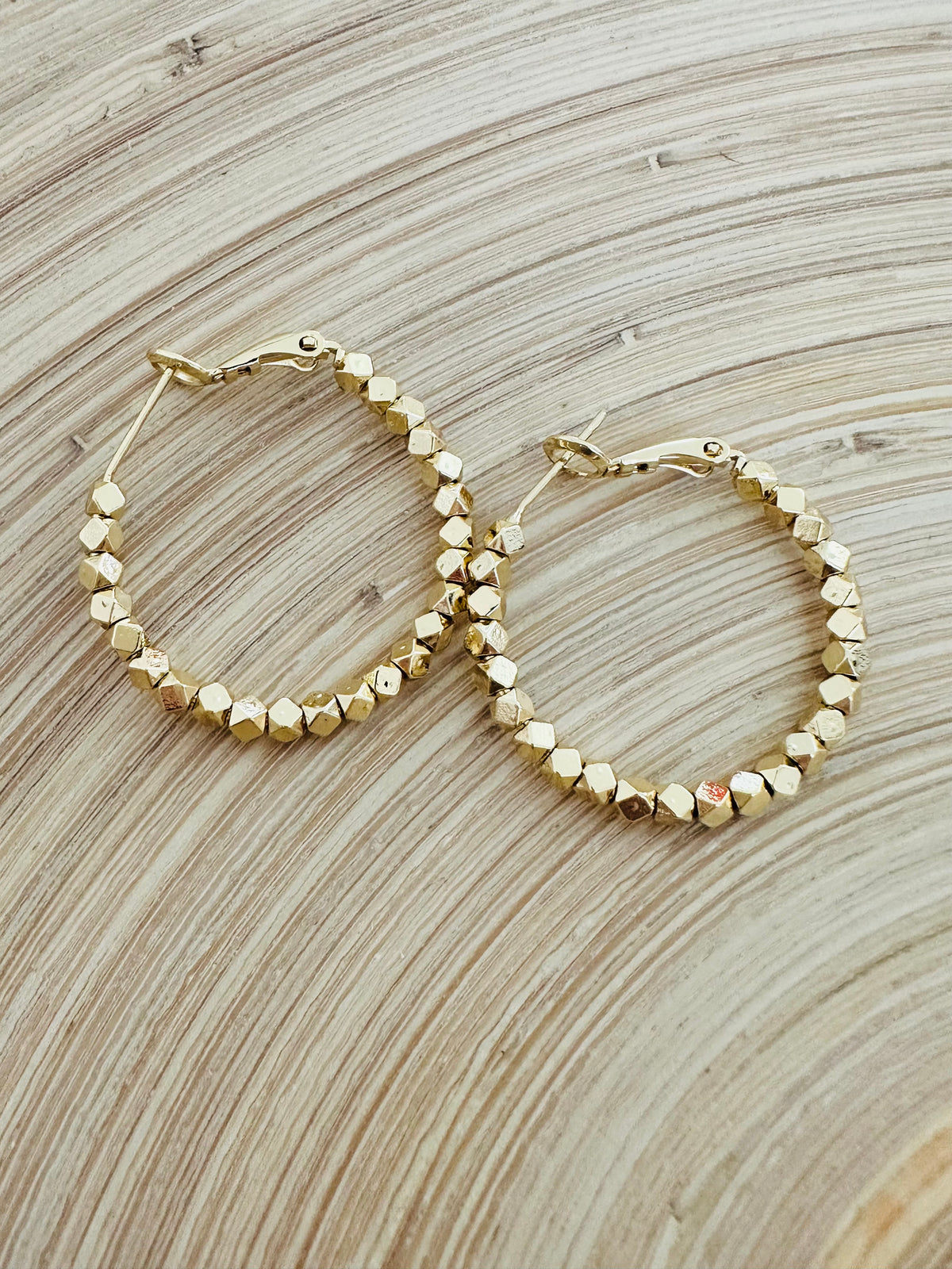 NAL HOOP EARRINGS