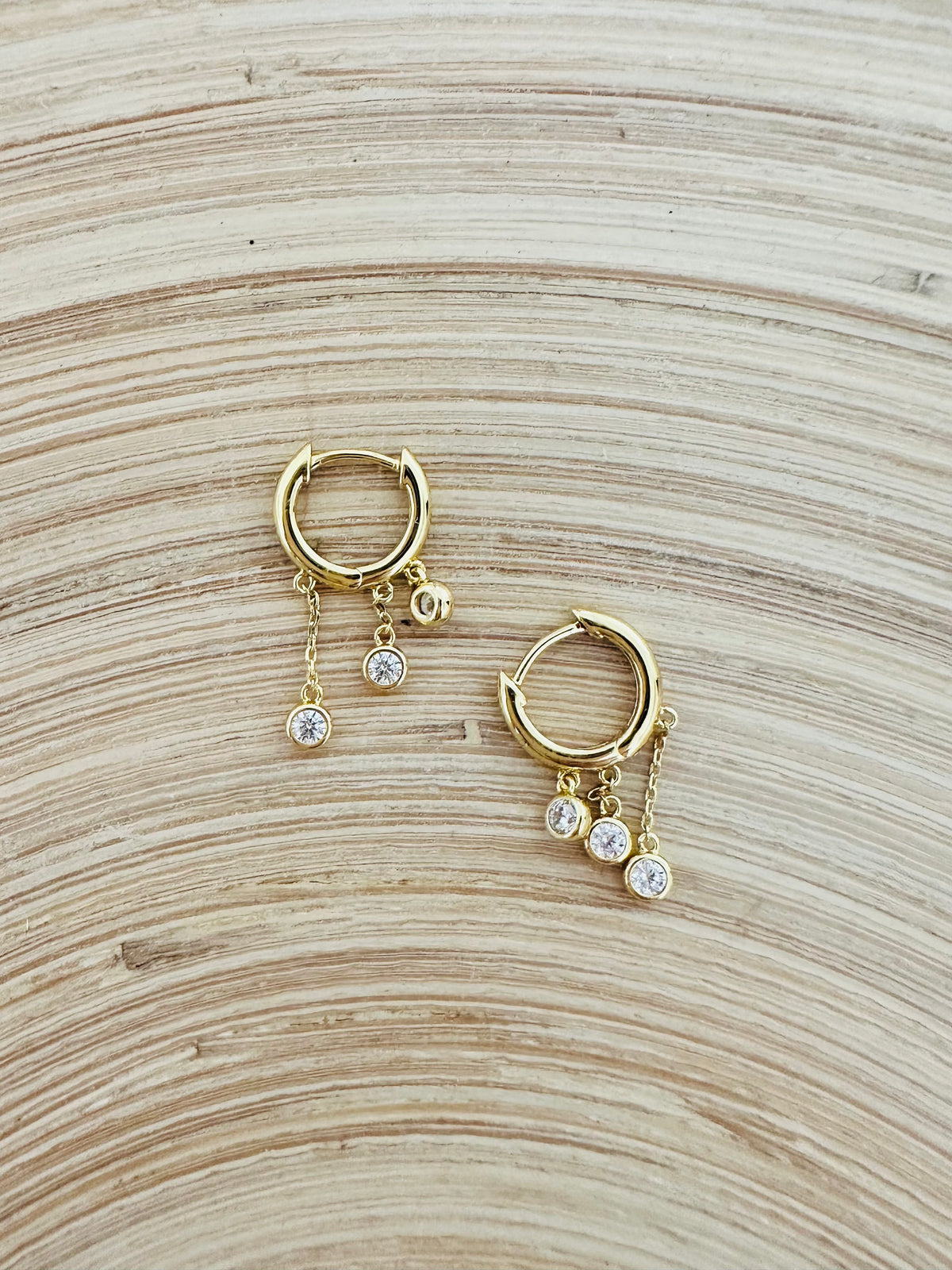 RUNA  EARRINGS