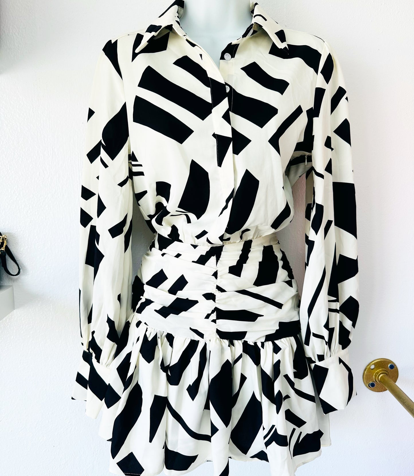 Ivory/ Black Long sleeve dress