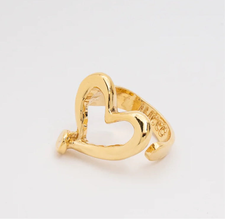 Tucco Open Heart Ring